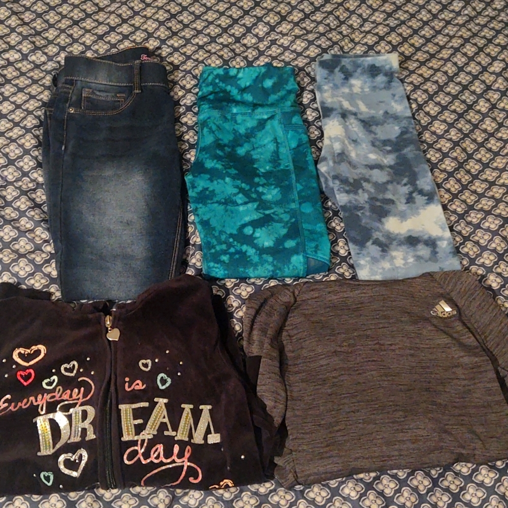 Girls 10-12  5 piece set, Excellent condition